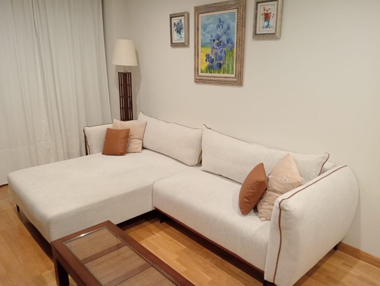 Avello Oviedo Con Parking Apartment Luaran gambar
