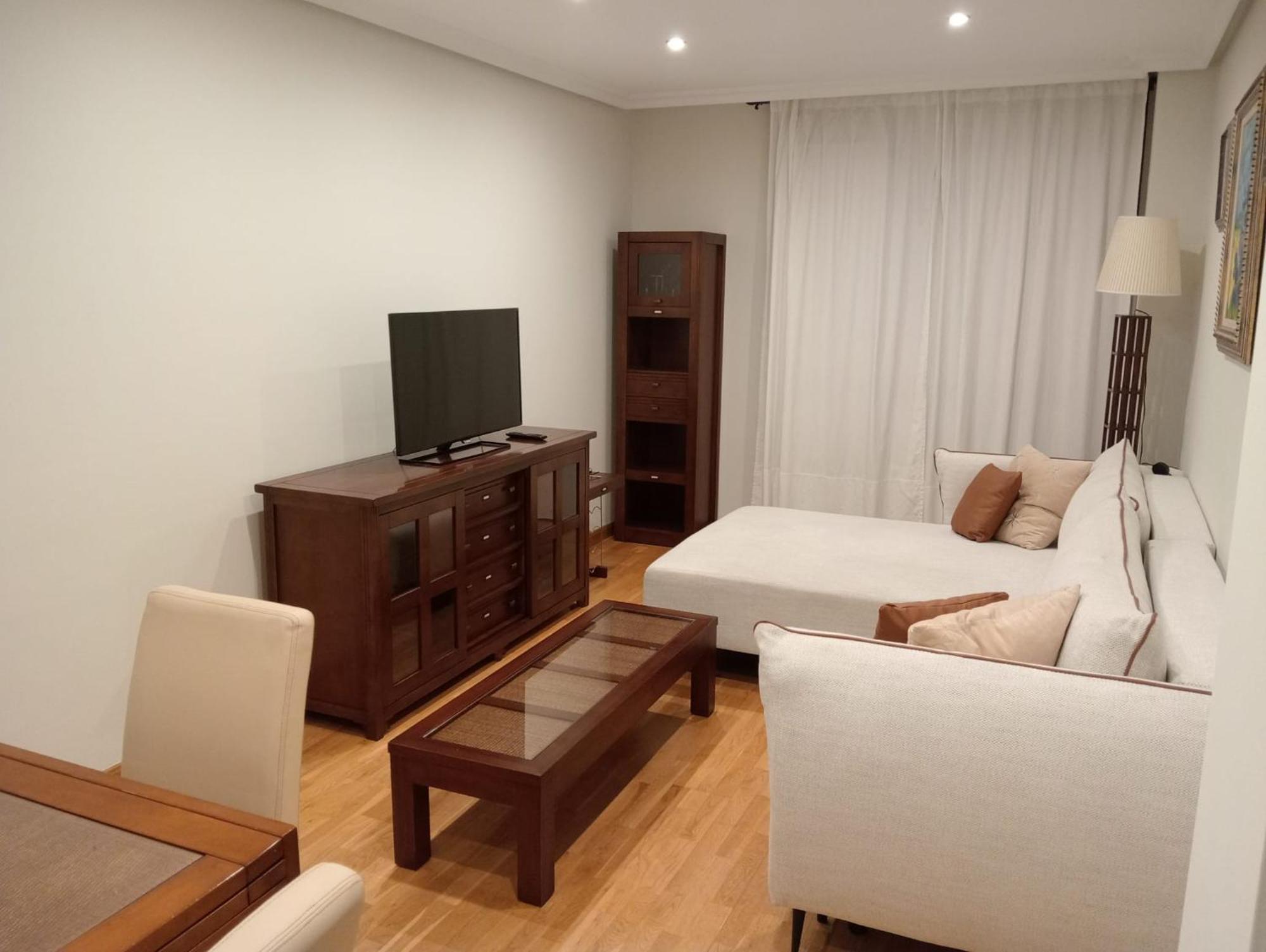 Avello Oviedo Con Parking Apartment Luaran gambar