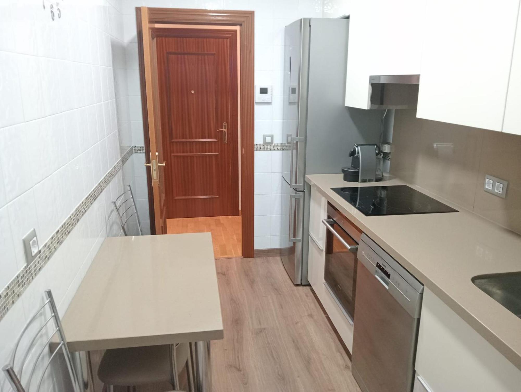 Avello Oviedo Con Parking Apartment Luaran gambar