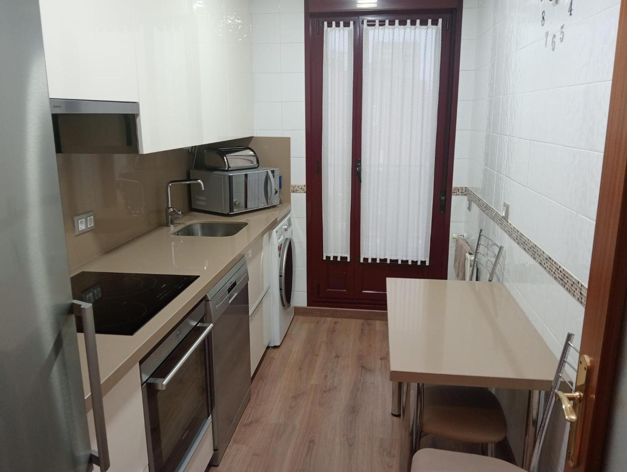 Avello Oviedo Con Parking Apartment Luaran gambar