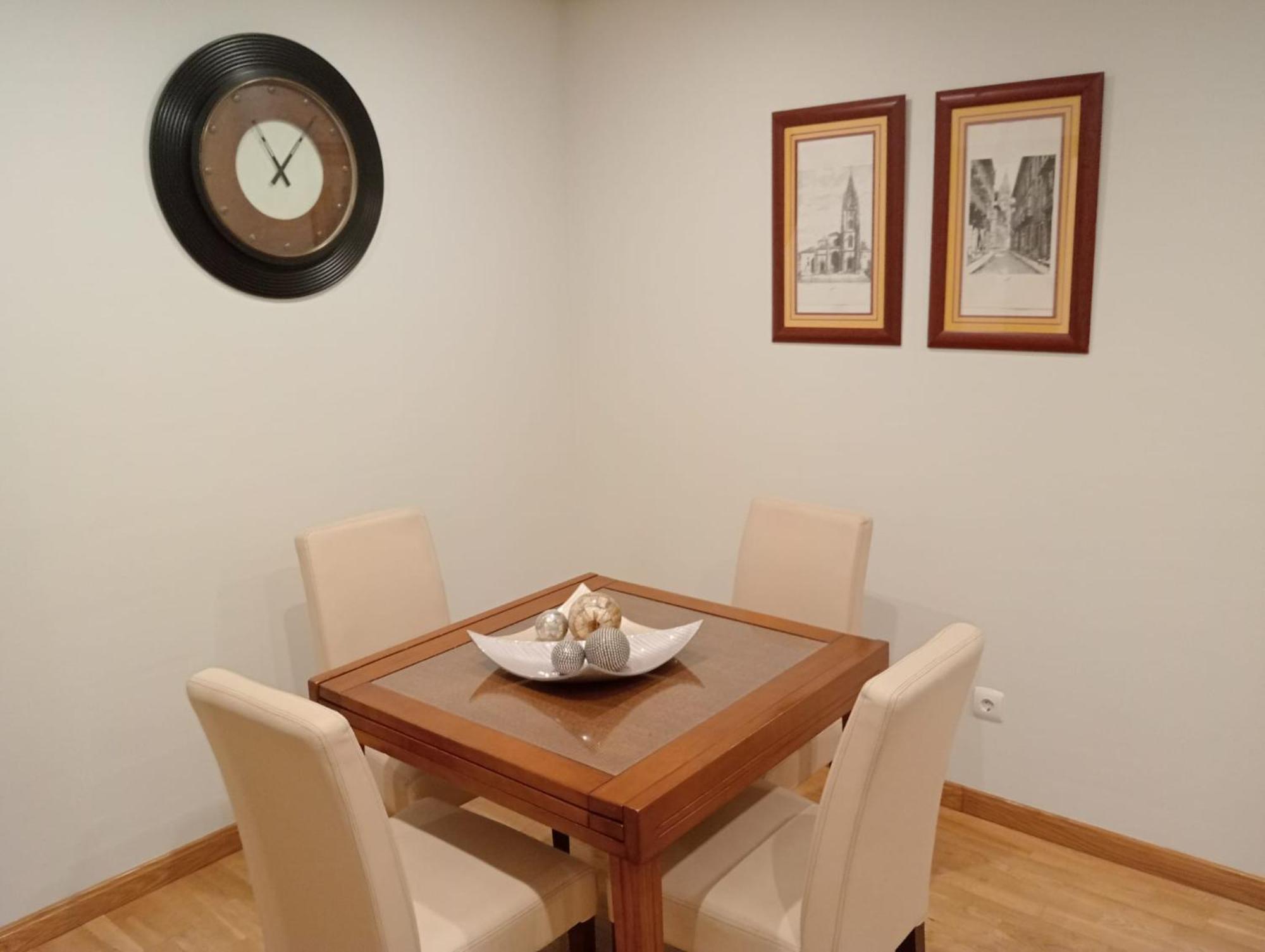 Avello Oviedo Con Parking Apartment Luaran gambar